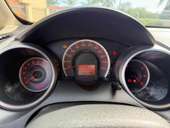 HONDA FIT 1.4 CX 16V FLEX 4P AUTOMÁTICO